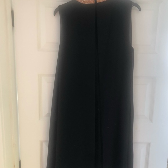 Dress - Picture 4 of 5